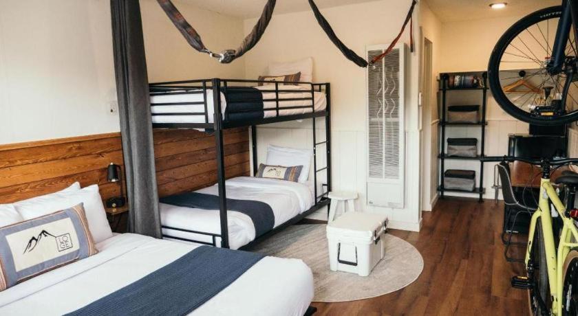 Loge Breckenridge Motel Bagian luar foto